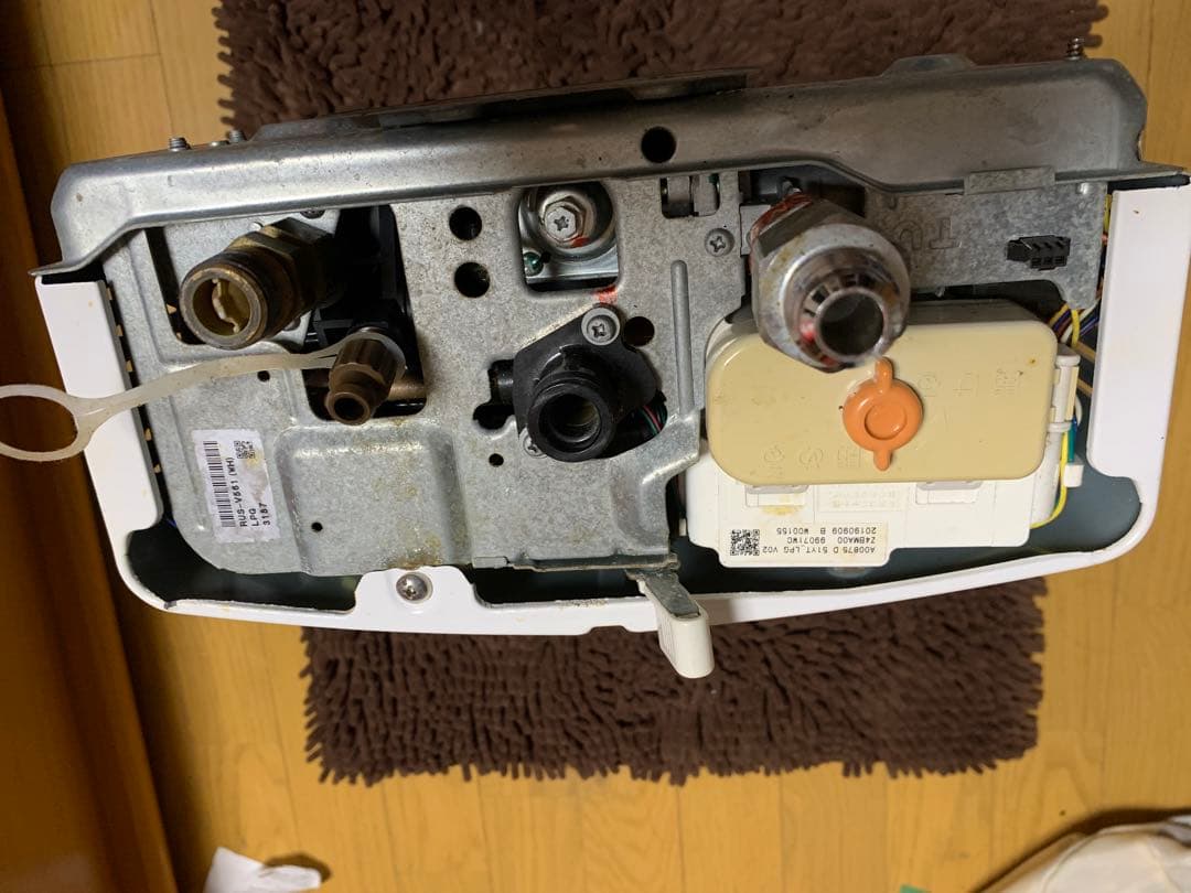 動物のごはん屋さん専用Rinnai RUS-V561(W)給湯器 LPガス用