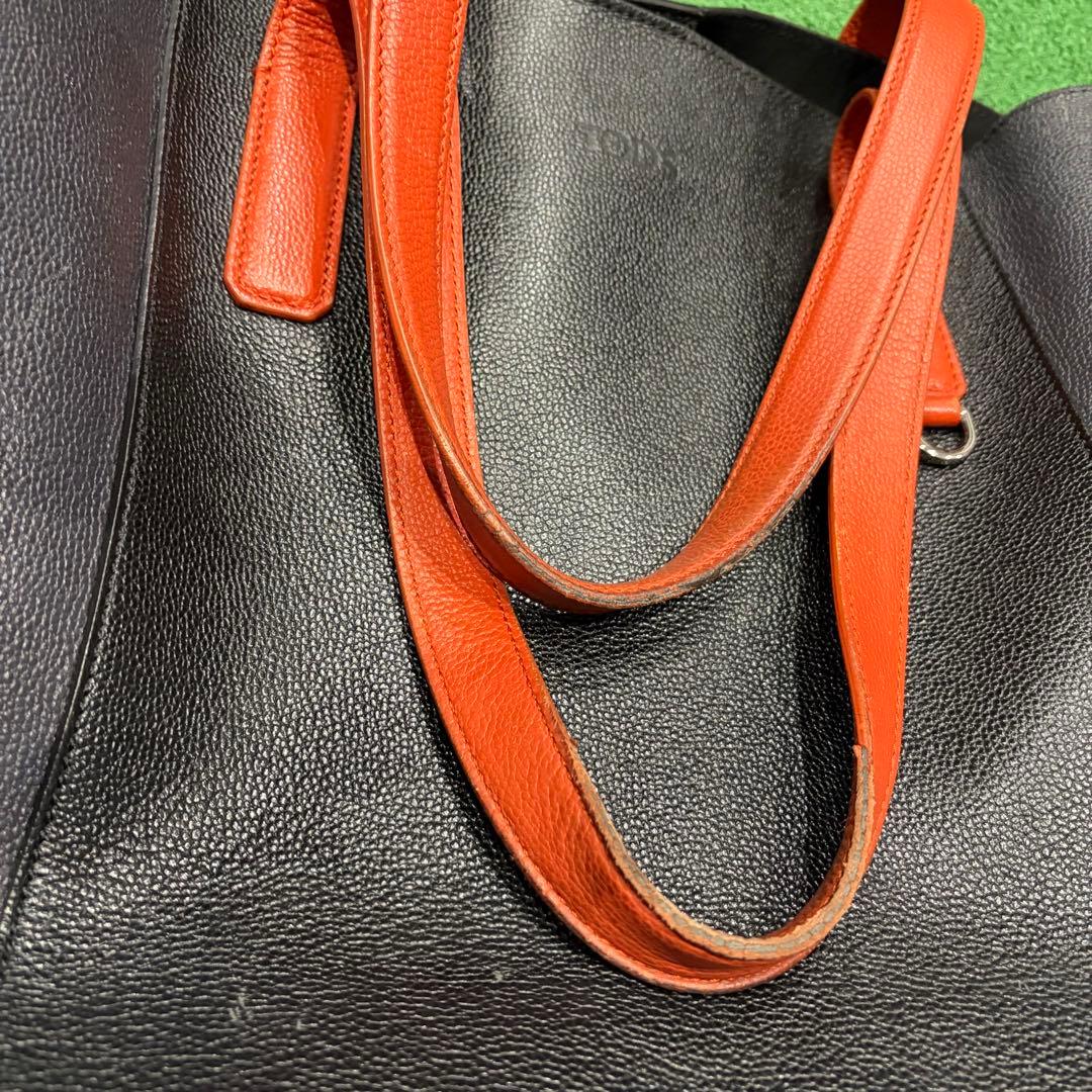 TODS 希少！メンズ　レザートートバッグ　ブラック　オレンジ　中古品