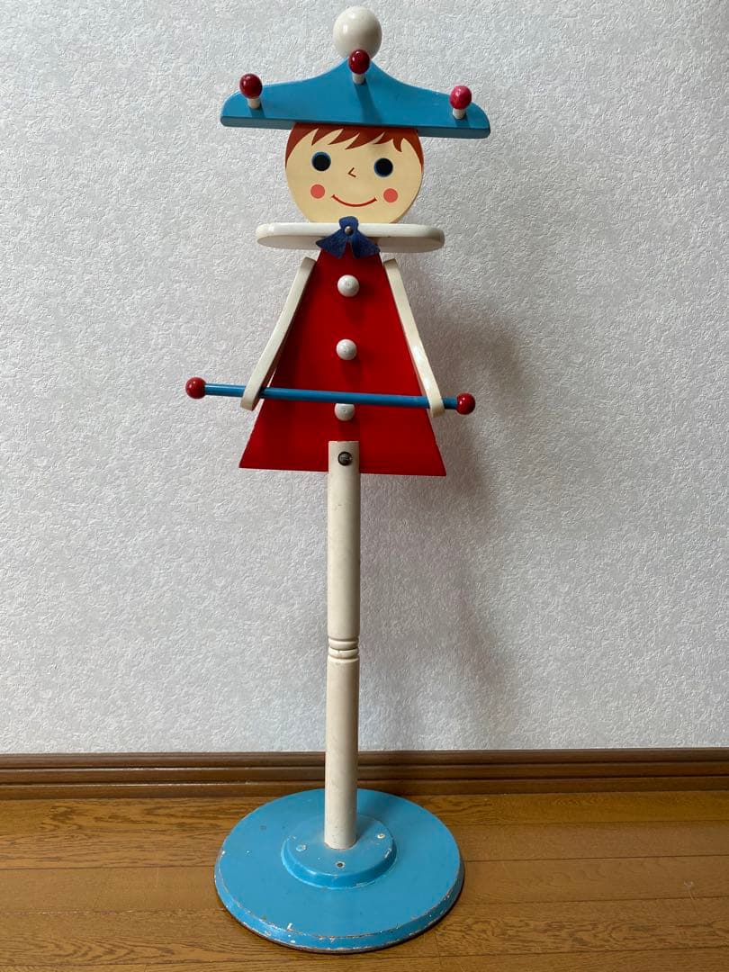 レア物　昭和レトロ　お人形の形のポールハンガー　子供用洋服掛け　ランドセル掛け
