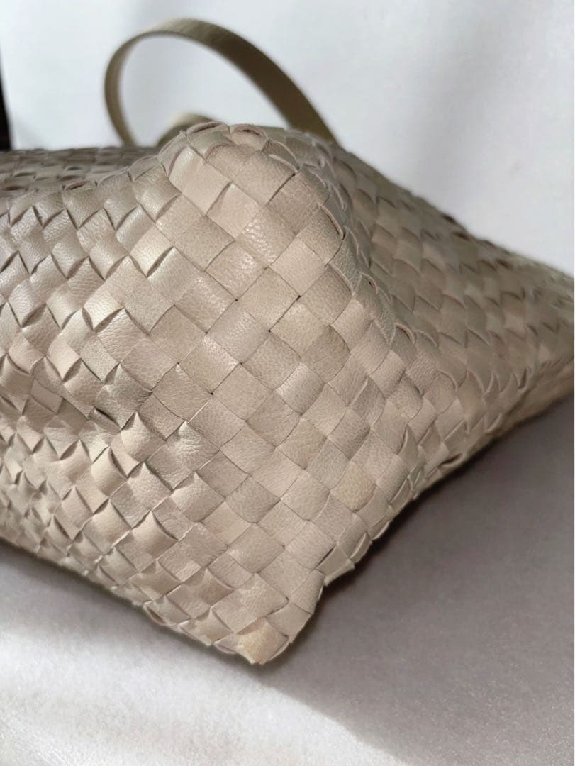 コキアドラゴン トゥモローランド編込み トートバッグ 肩