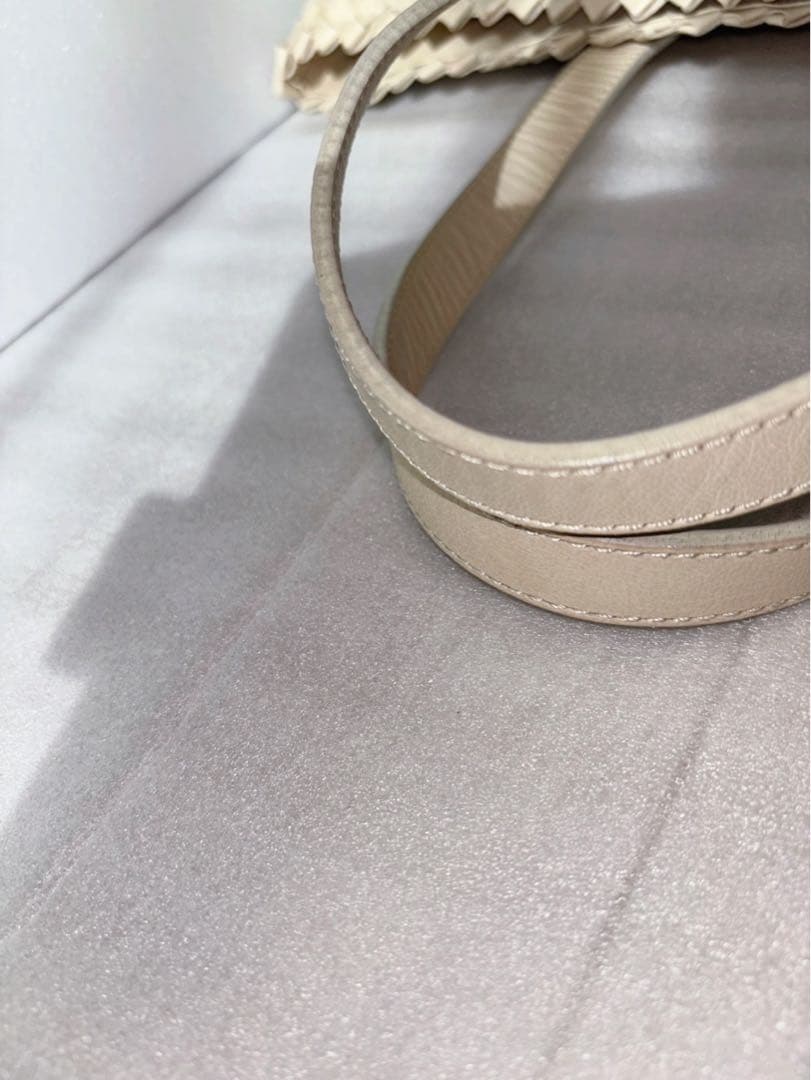 コキアドラゴン トゥモローランド編込み トートバッグ 肩