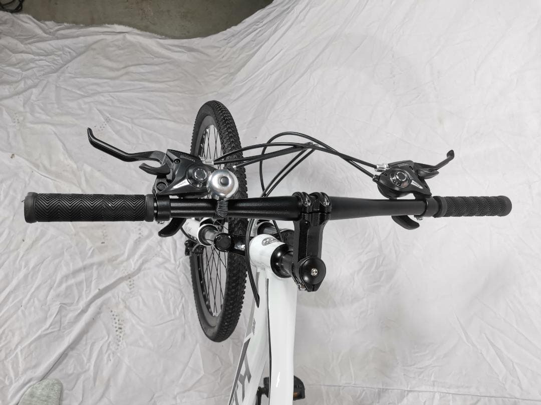 ギリギリダンス様 新品LS26 自転車 マウンテンバイク 21速