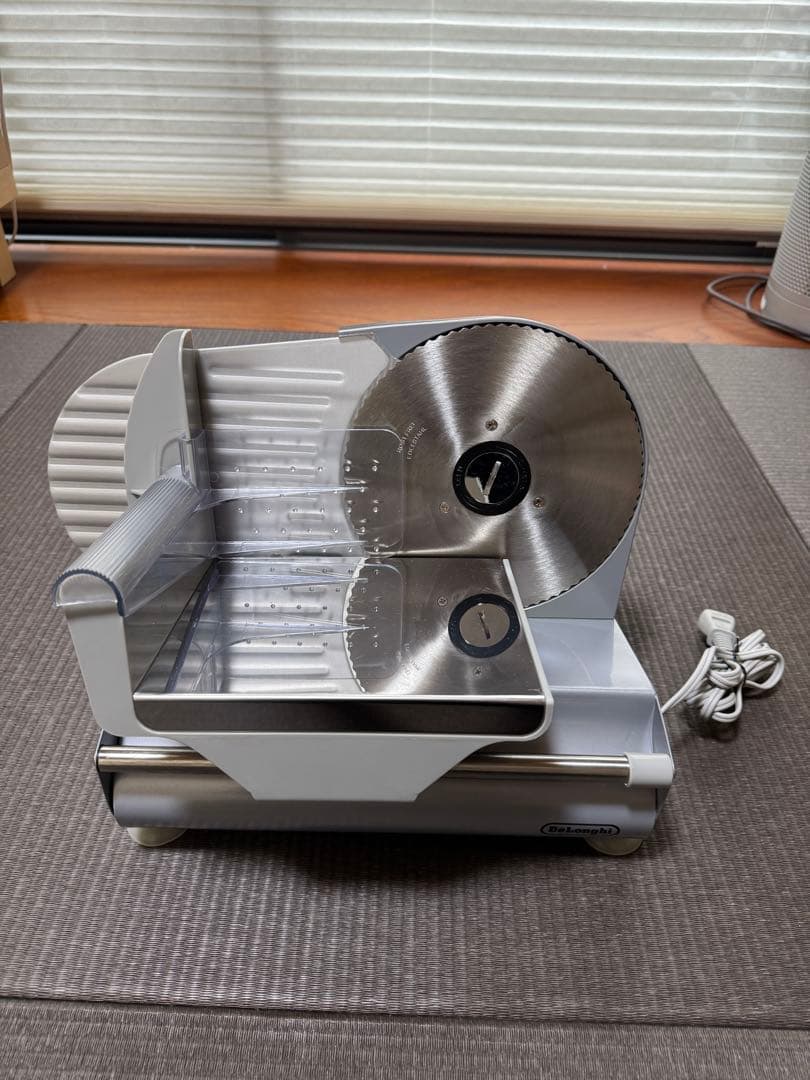 デロンギ電動フードスライサー SL360