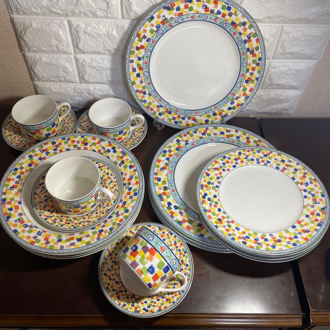 ミカサ　ディナーセット16点　4人用　スーパーストロングファインチャイナ