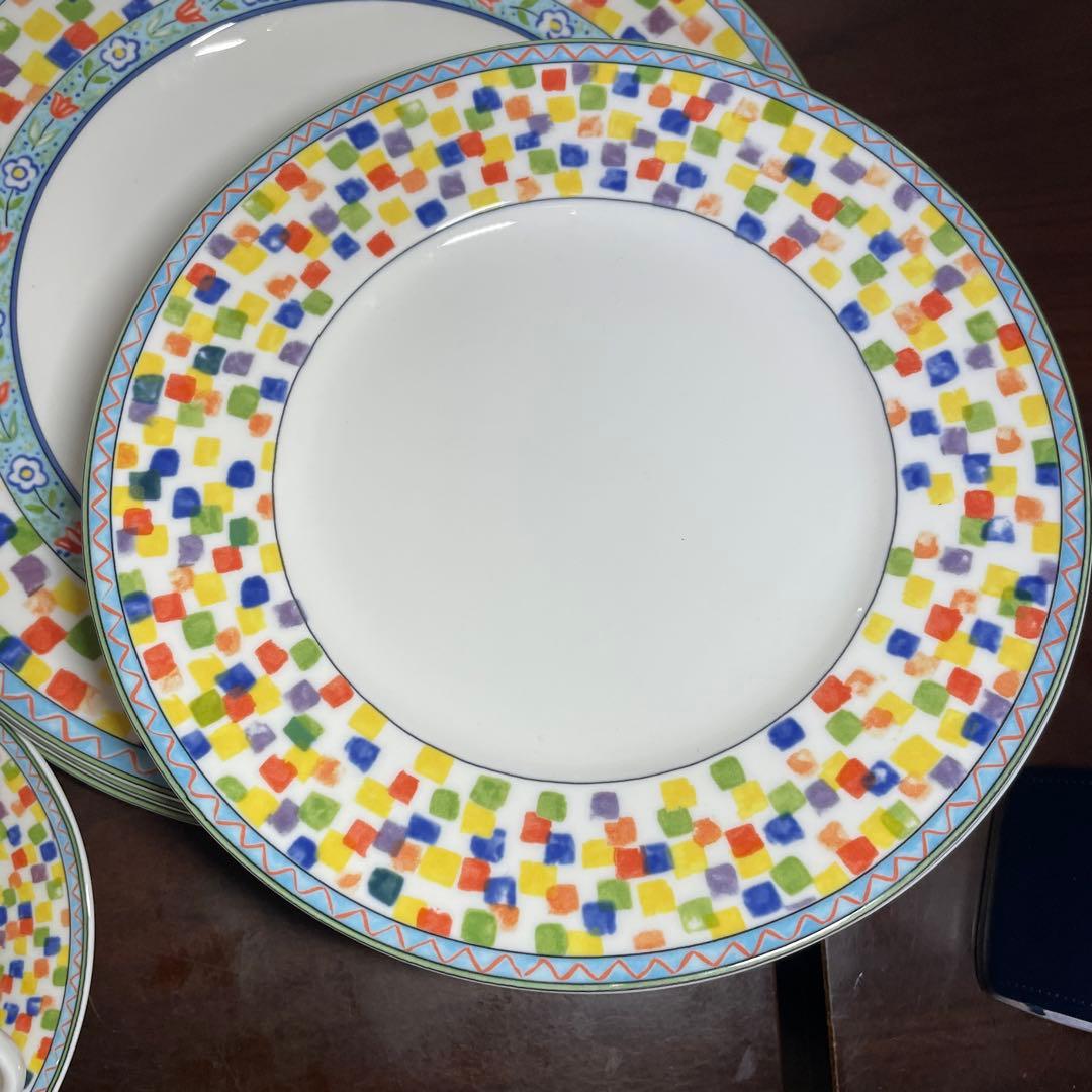 ミカサ　ディナーセット16点　4人用　スーパーストロングファインチャイナ