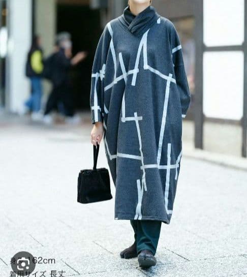 春様【✨新品タグ付✨】SOU・SOU◎圧縮両面編衿巻薙刀長方形衣　鳶と余白濡羽色