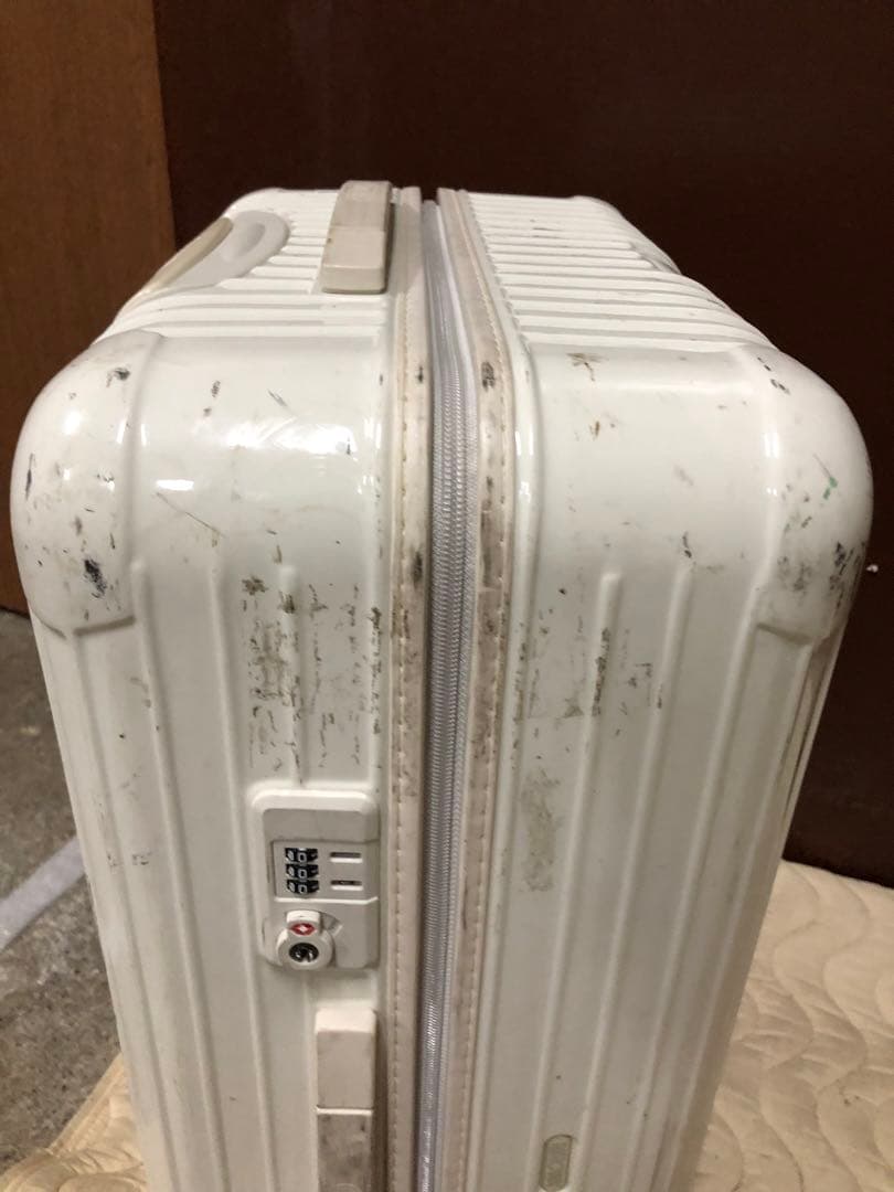 ◇ RIMOWA リモア　スーツケース　キャリーケース　白