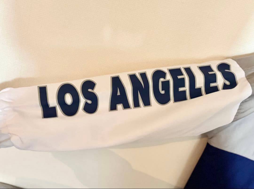 MLB公式 ニューエラ ウィンドブレーカー　Los Angeles