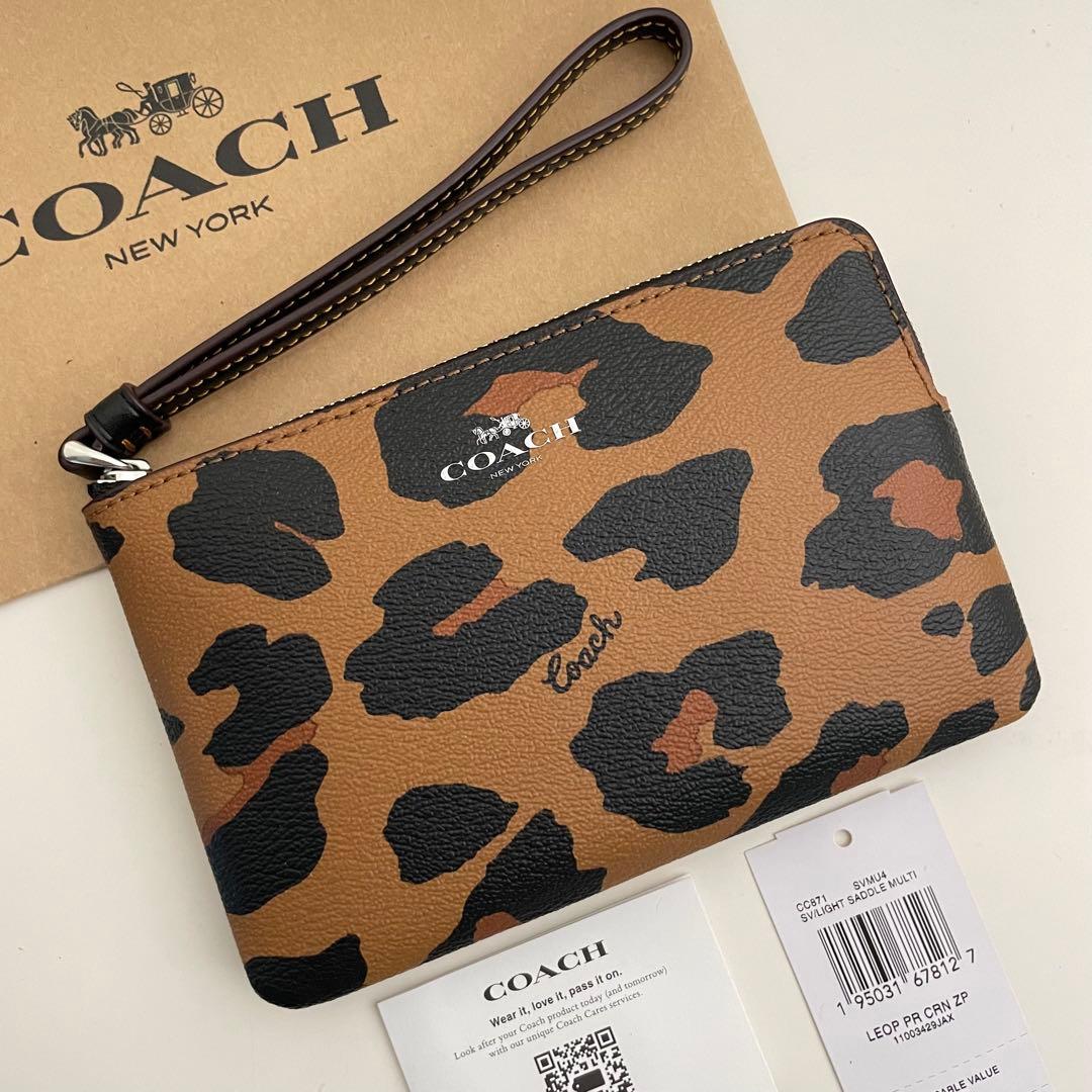COACH コーチ ポーチ財布　コーナージップリストレット レオパード豹柄