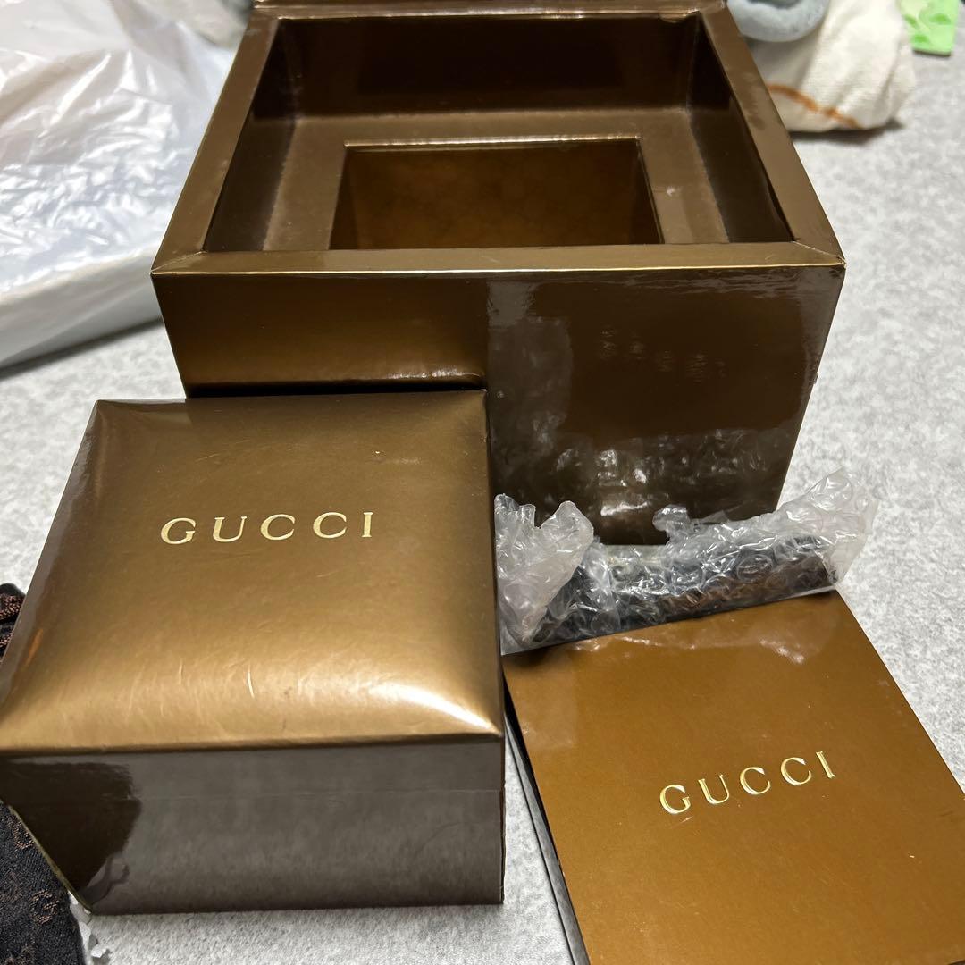ニ*ヤ様 GUCCI ブラックウォッチ 付属品あり