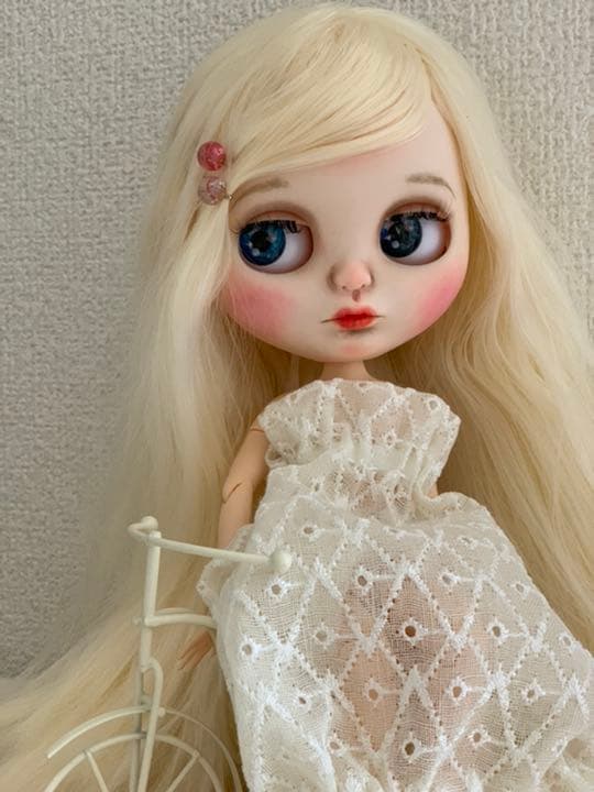 1012 カスタムアイシードール ホワイトブロンドストレート