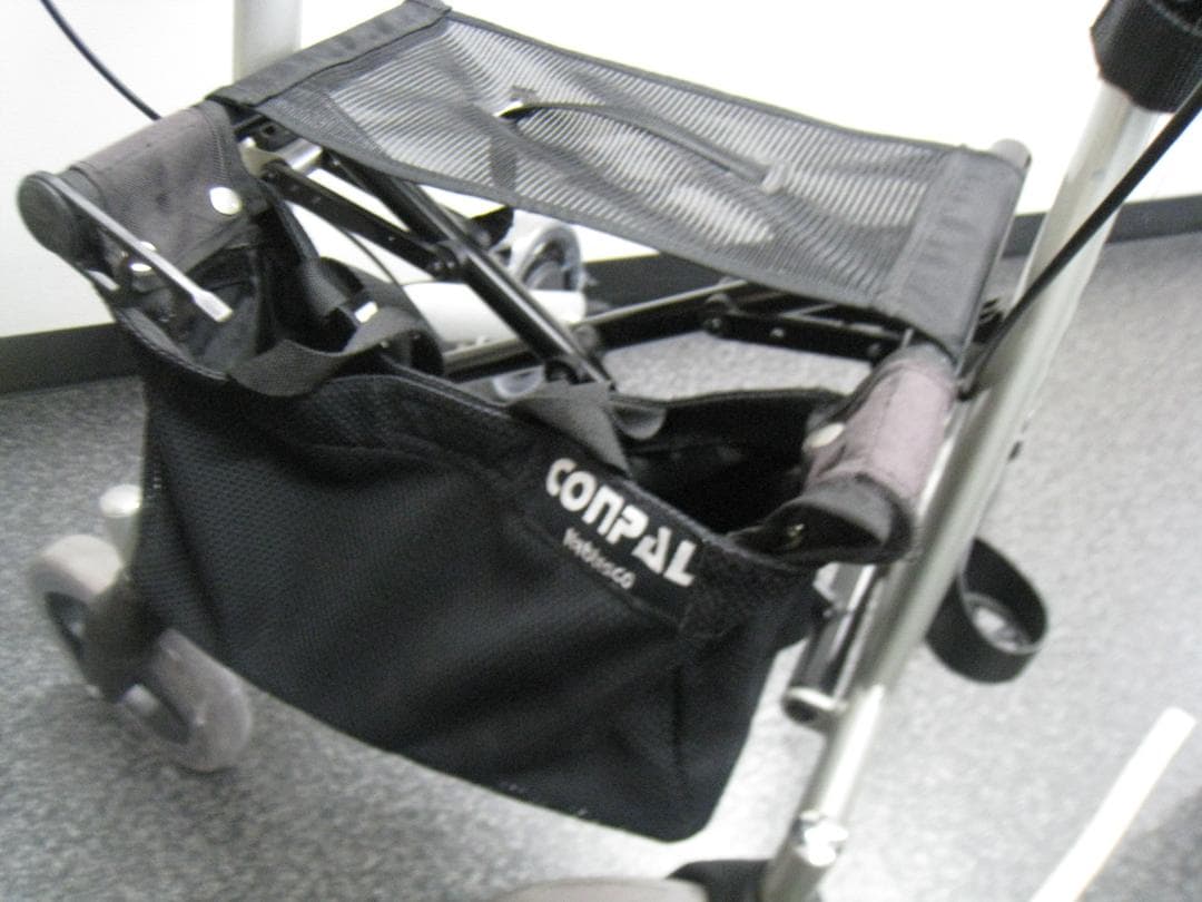 ナブテスコ　CONPAL 抑速ブレーキ付き歩行車 歩行器 シルバーカー ③