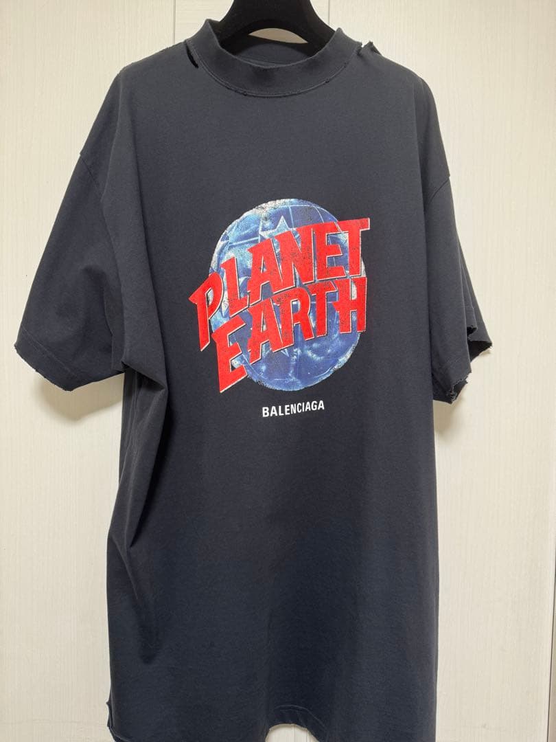 BALENCIAGA PRANET EARTH ダメージ加工 Tシャツ