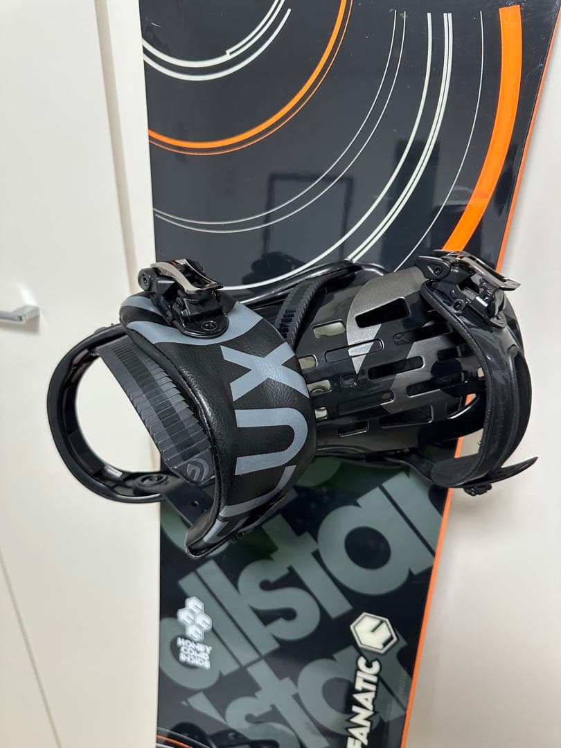 fanatic × FLUX ビンディング付きスノーボード 155cm カバー付