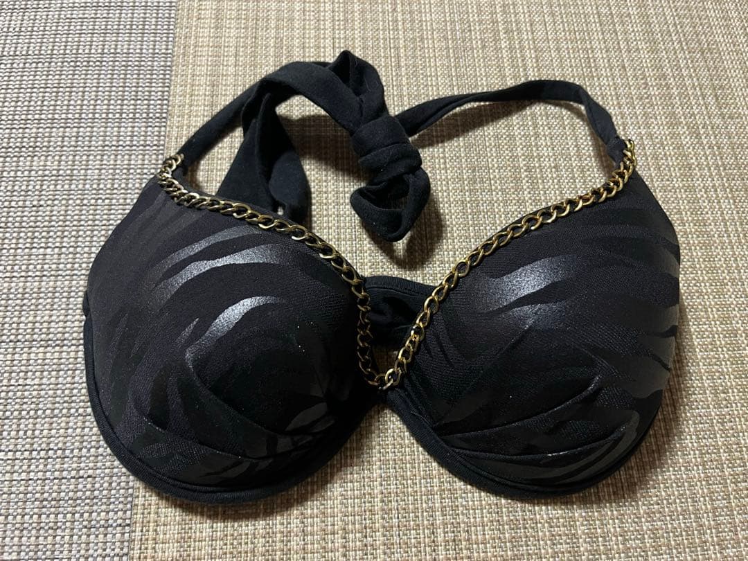 d.i.a. ブラック ゼブラ柄　見せブラ