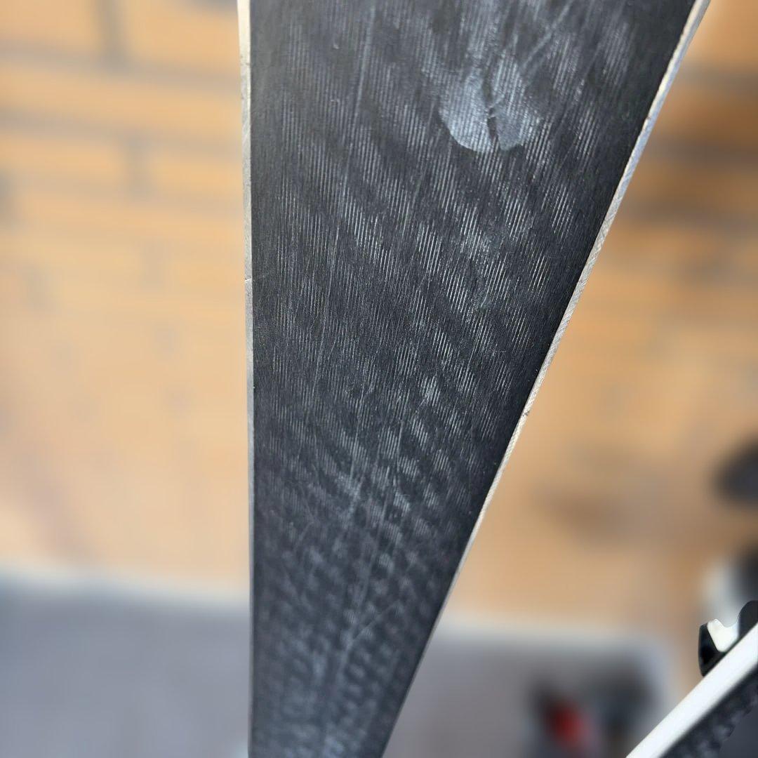 ROSSIGNOL HERO SHORT TURN スキー 赤黒