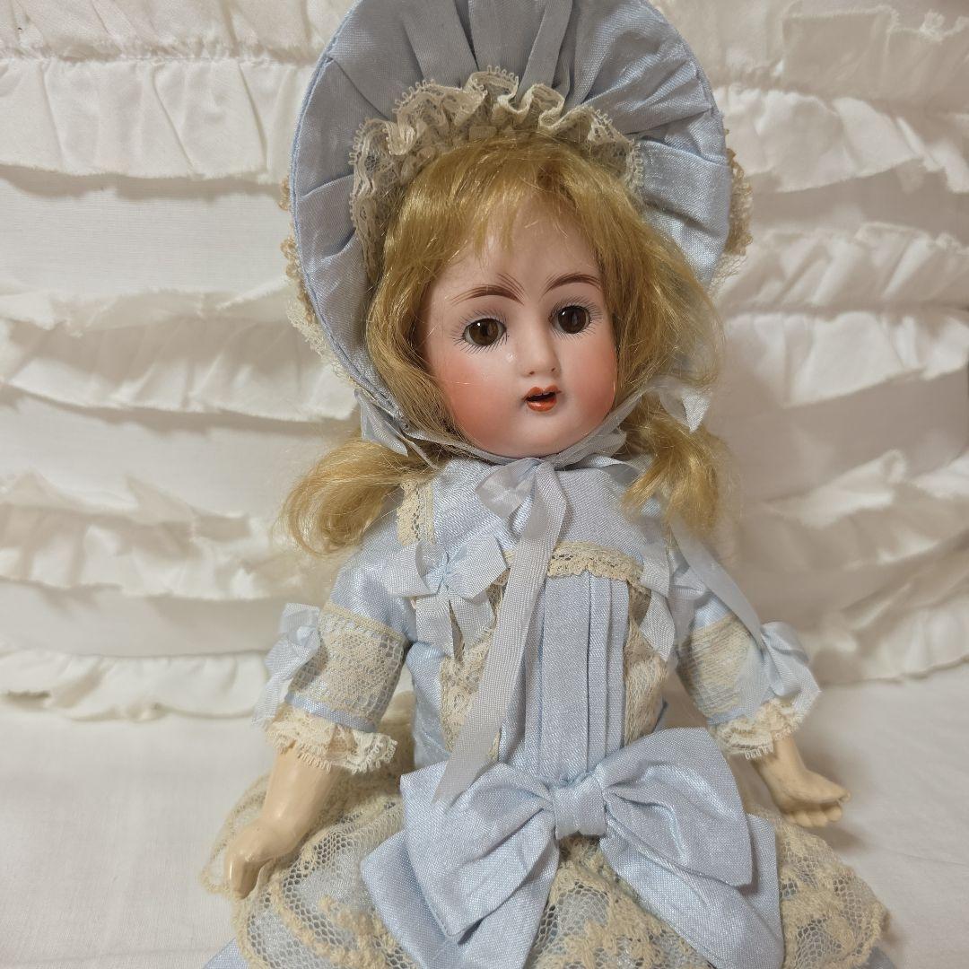 アンティーク　ビスクドール　人形　作家様　シルクドレス　シルクボネ　小さな子