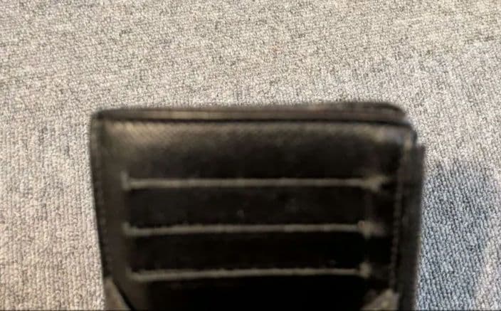 現行品 ルイヴィトン カードホルダー M69533