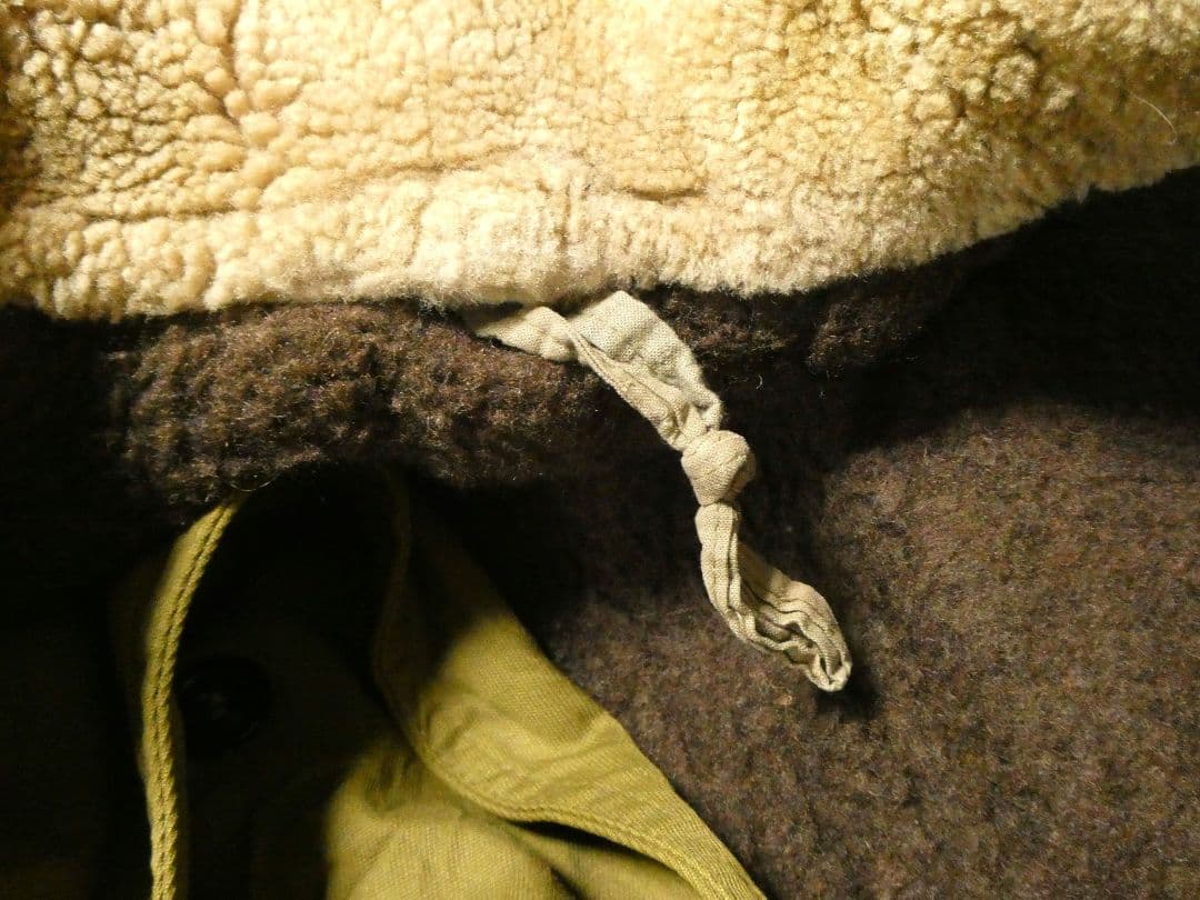 スーパーヴィンテージ！ユーロ軍実物品！リアルムートン襟ボアライナーコートロシア軍