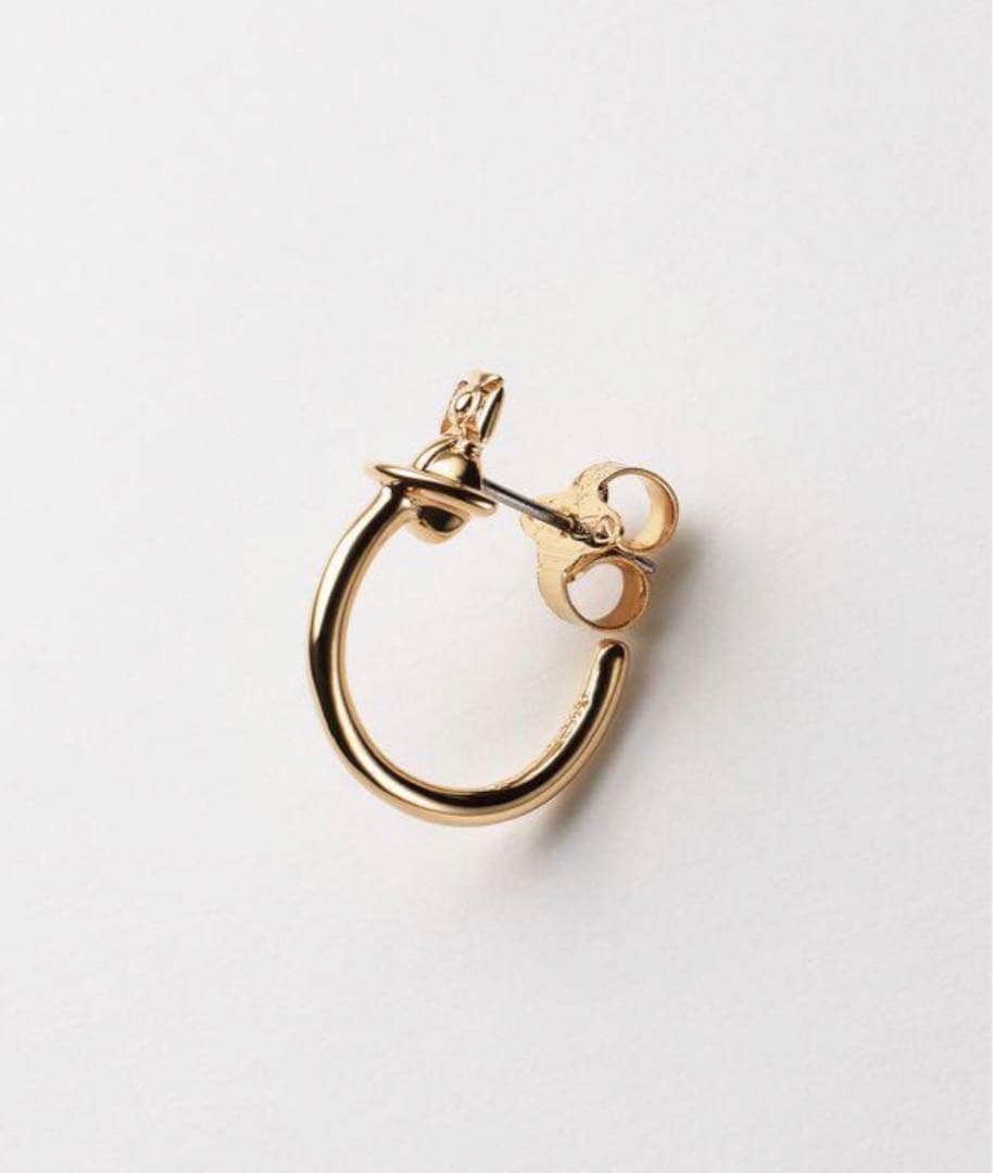 【本日まで】Vivienne Westwoodフープピアス 両耳