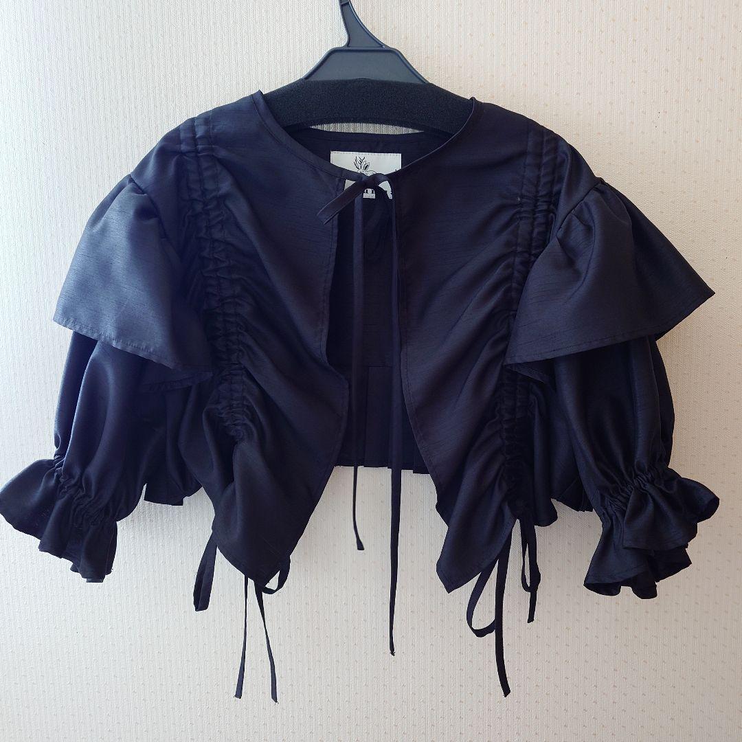 rurumu ／ ショートブラウス