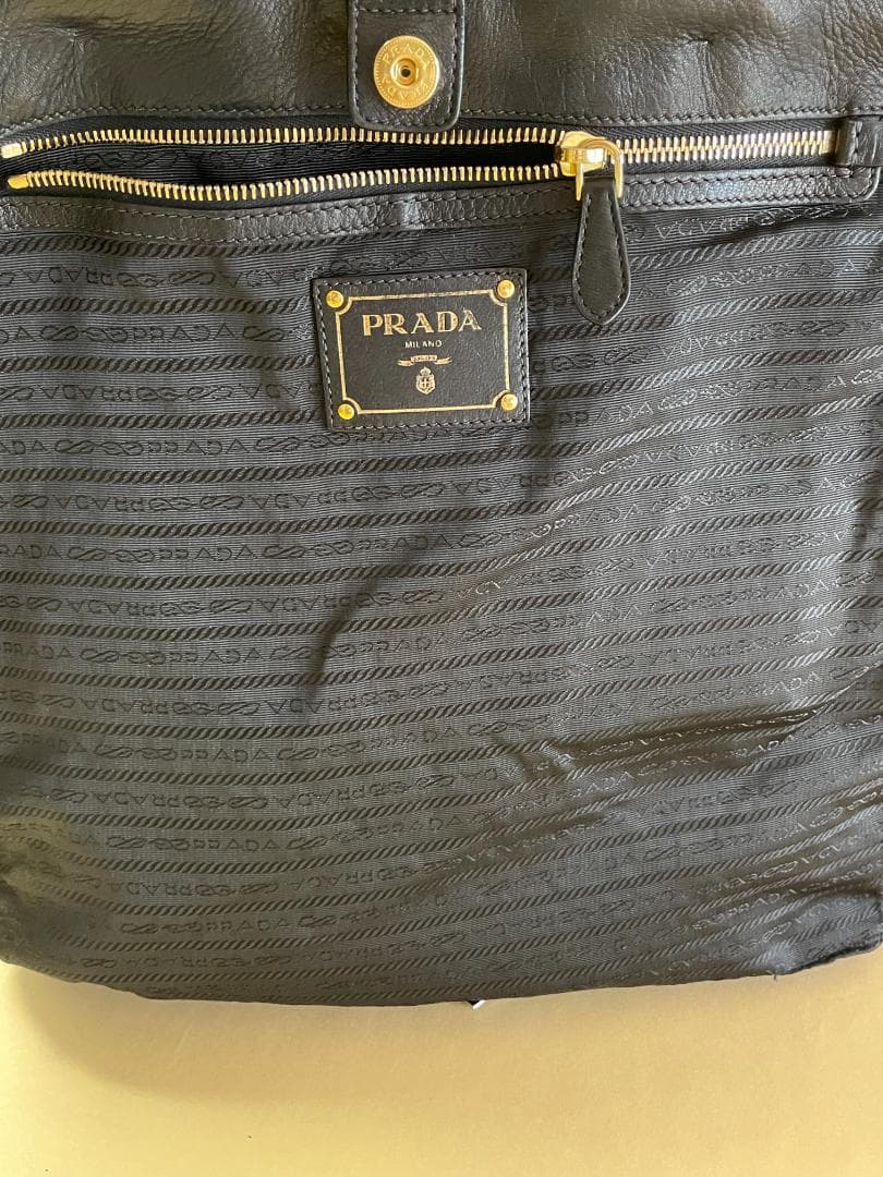PRADA 黒 ディアレザー（鹿革）トートバッグ