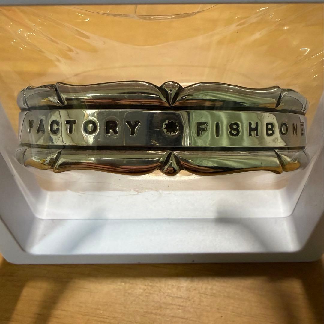純銀1000 fishbone製　シルバー　バングル　アクセサリー　刻印　古着