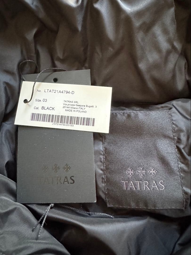 TATRAS SARMA ブラックダウンジャケット