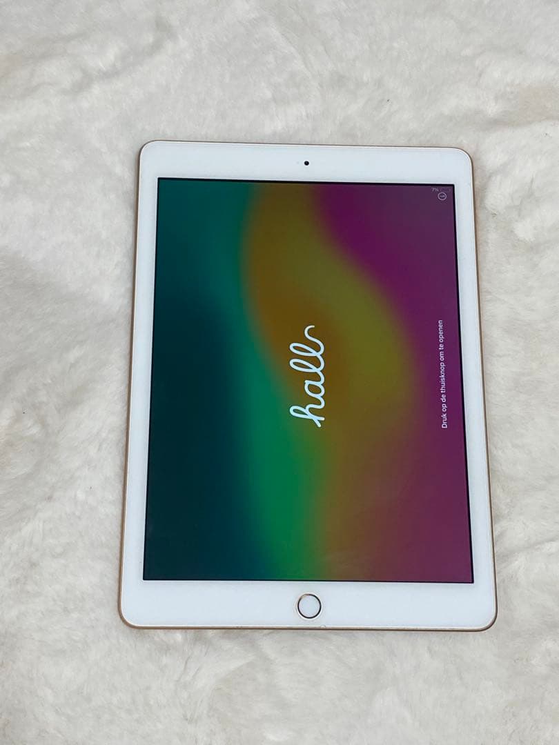 Apple iPad 第6世代 MRJP2J/A 17.7.10 128GB