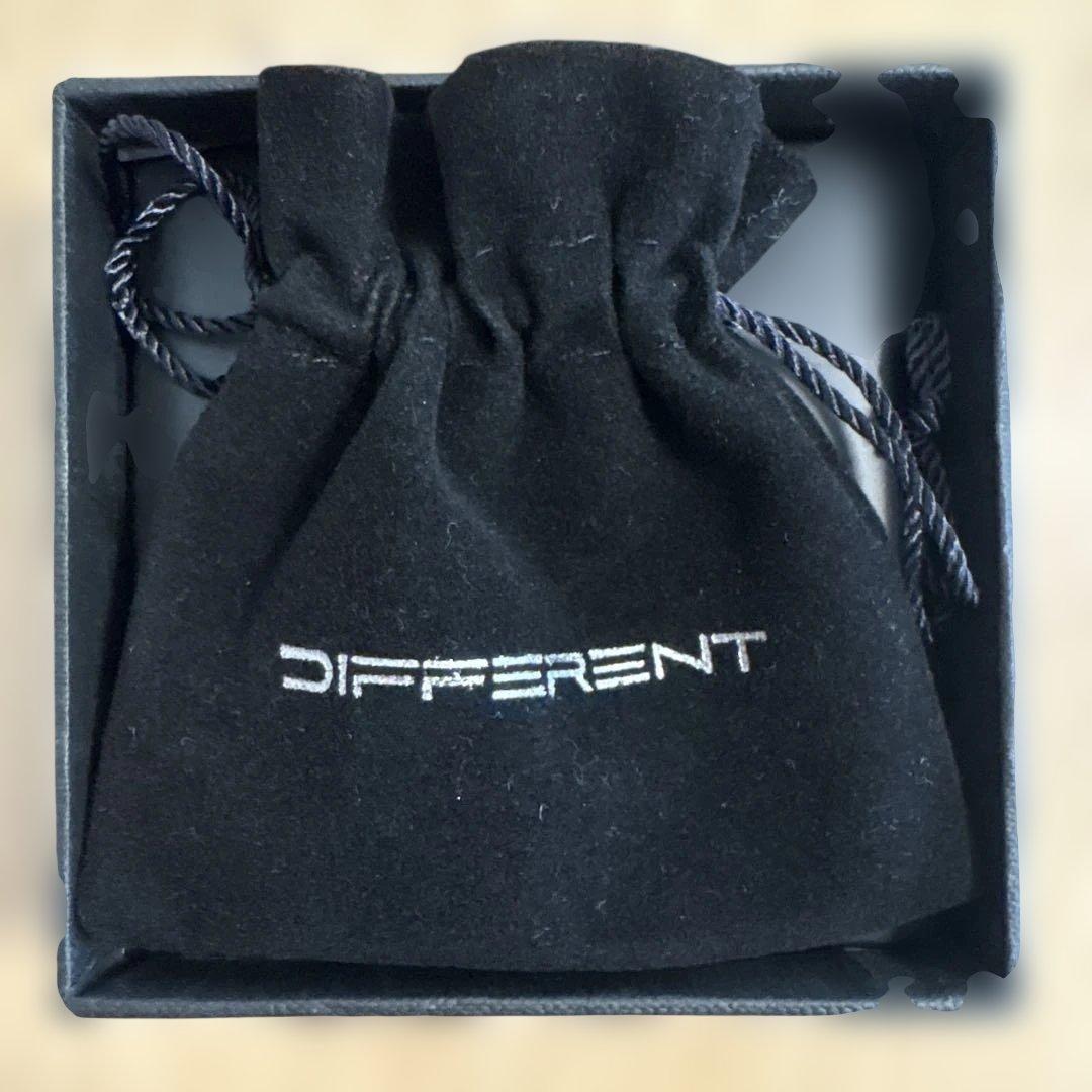 DIFFERENTネックレス　シルバー　53cm