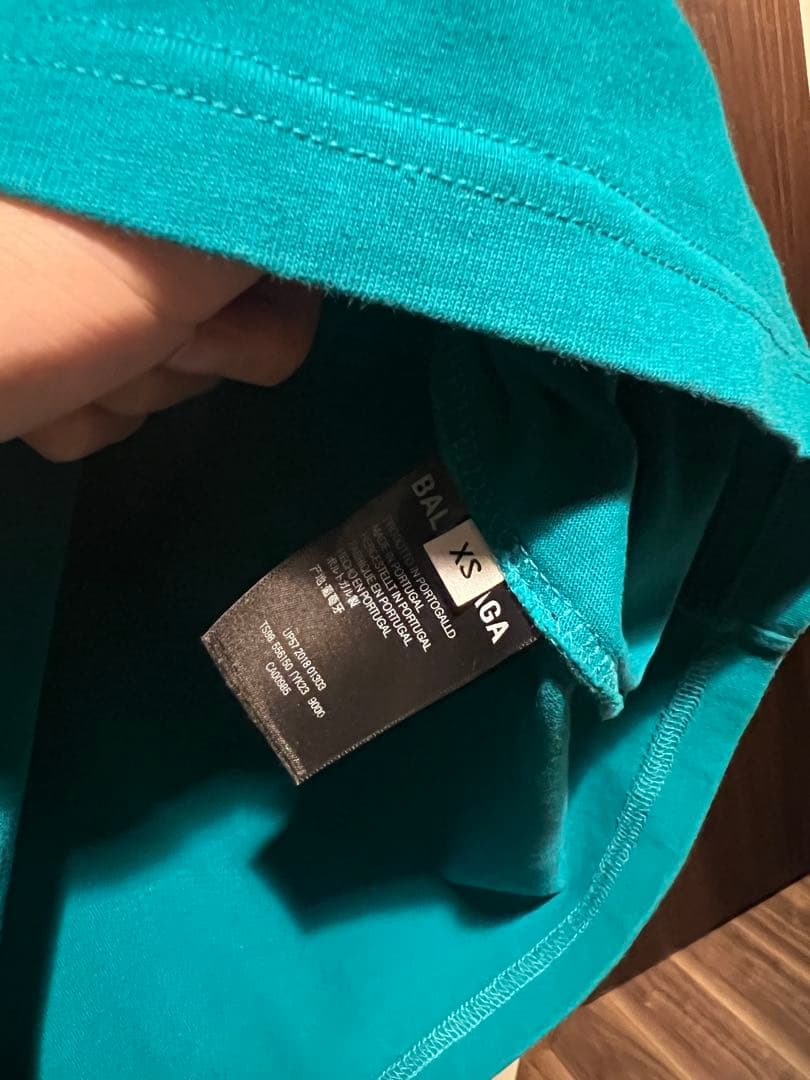 E*7様 Balenciaga ターコイズ Tシャツ XS