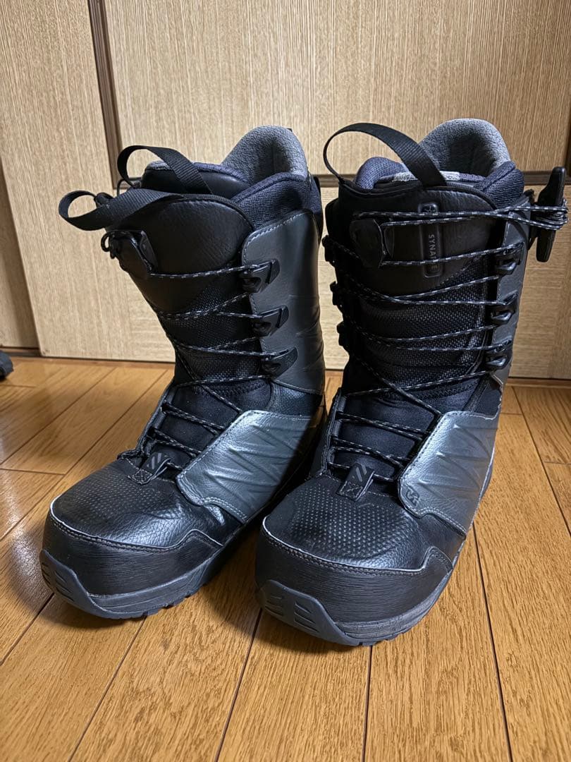 スノーボードブーツ　SALOMON RESPONSE