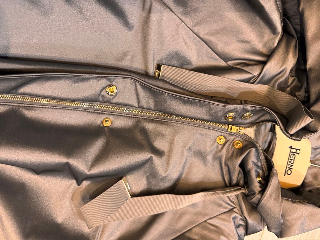 Herno ナイロン　ジップコート　40