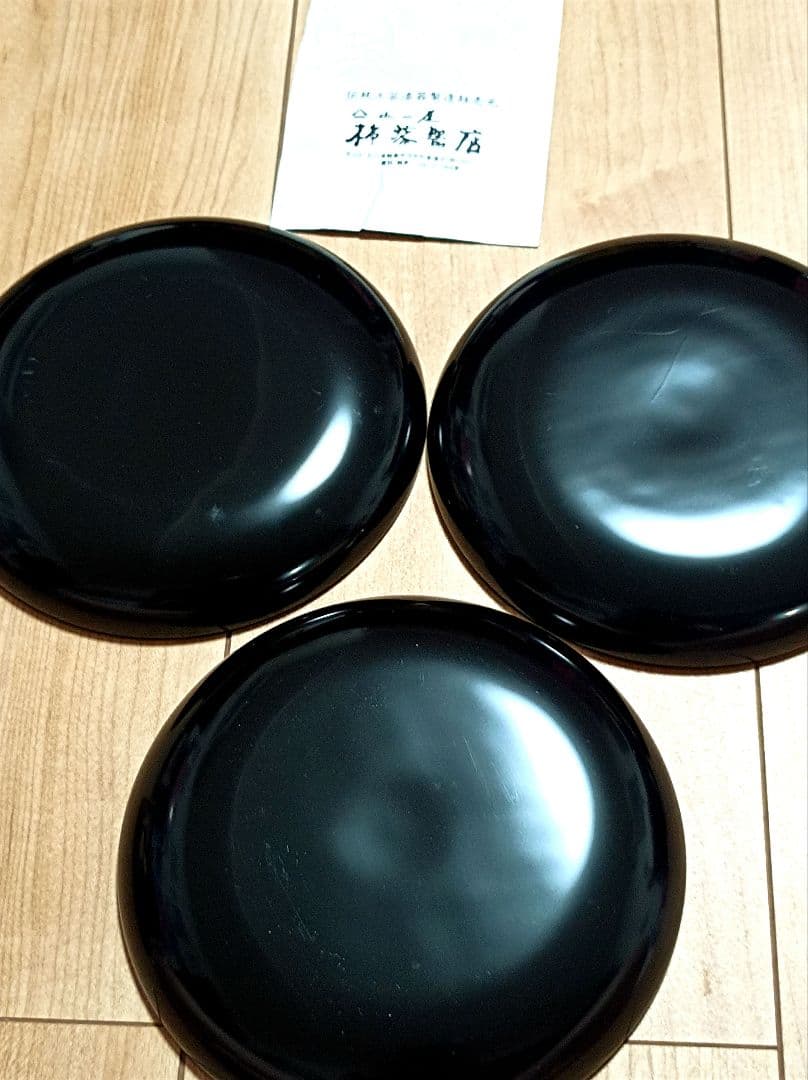 輪島塗　菓子皿　花　黒　平皿　アンティーク　伝統工芸　古美術　レトロ