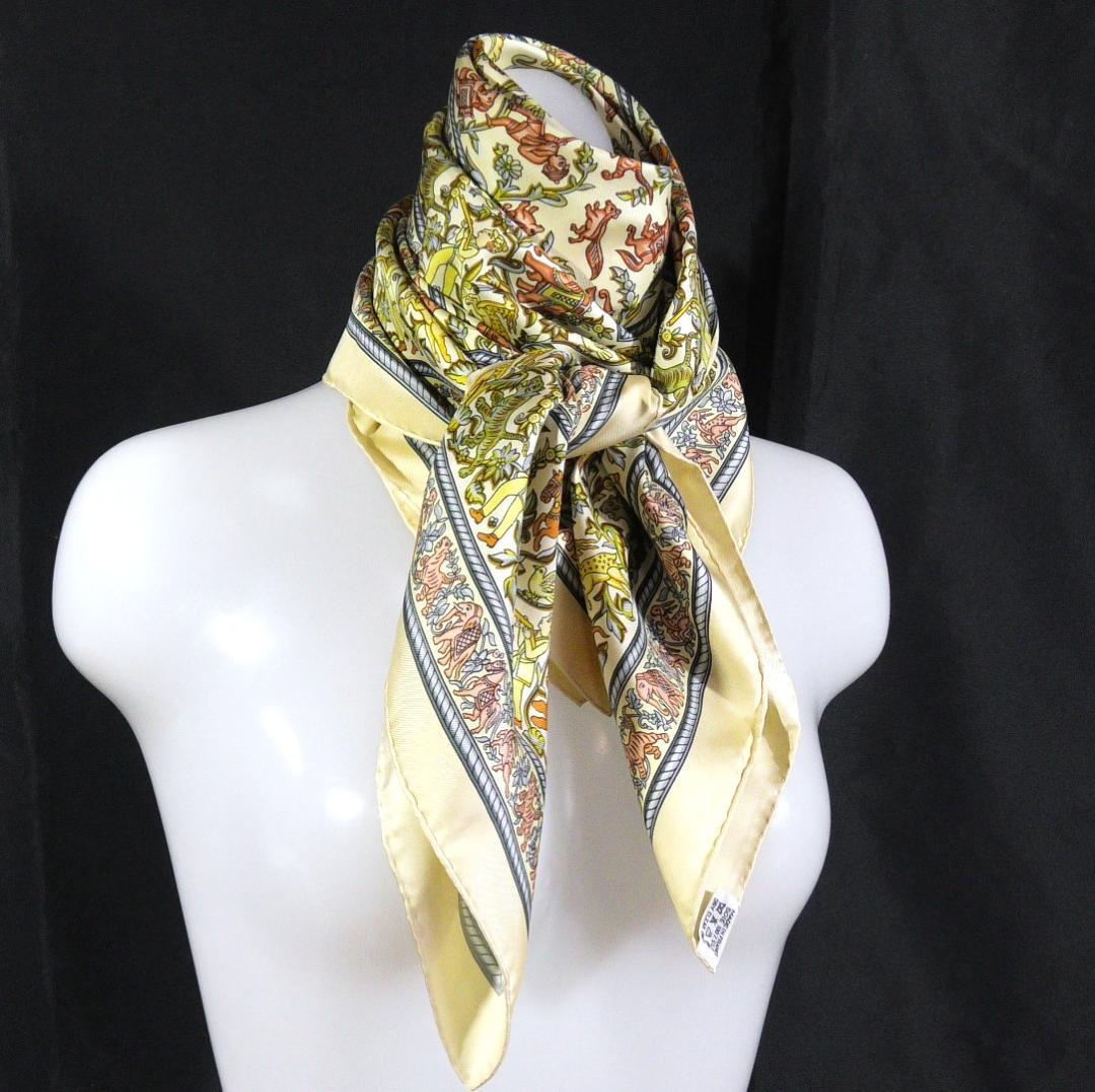 新品未使用品　HERMES エルメス　大判スカーフ　カレ90　 D570