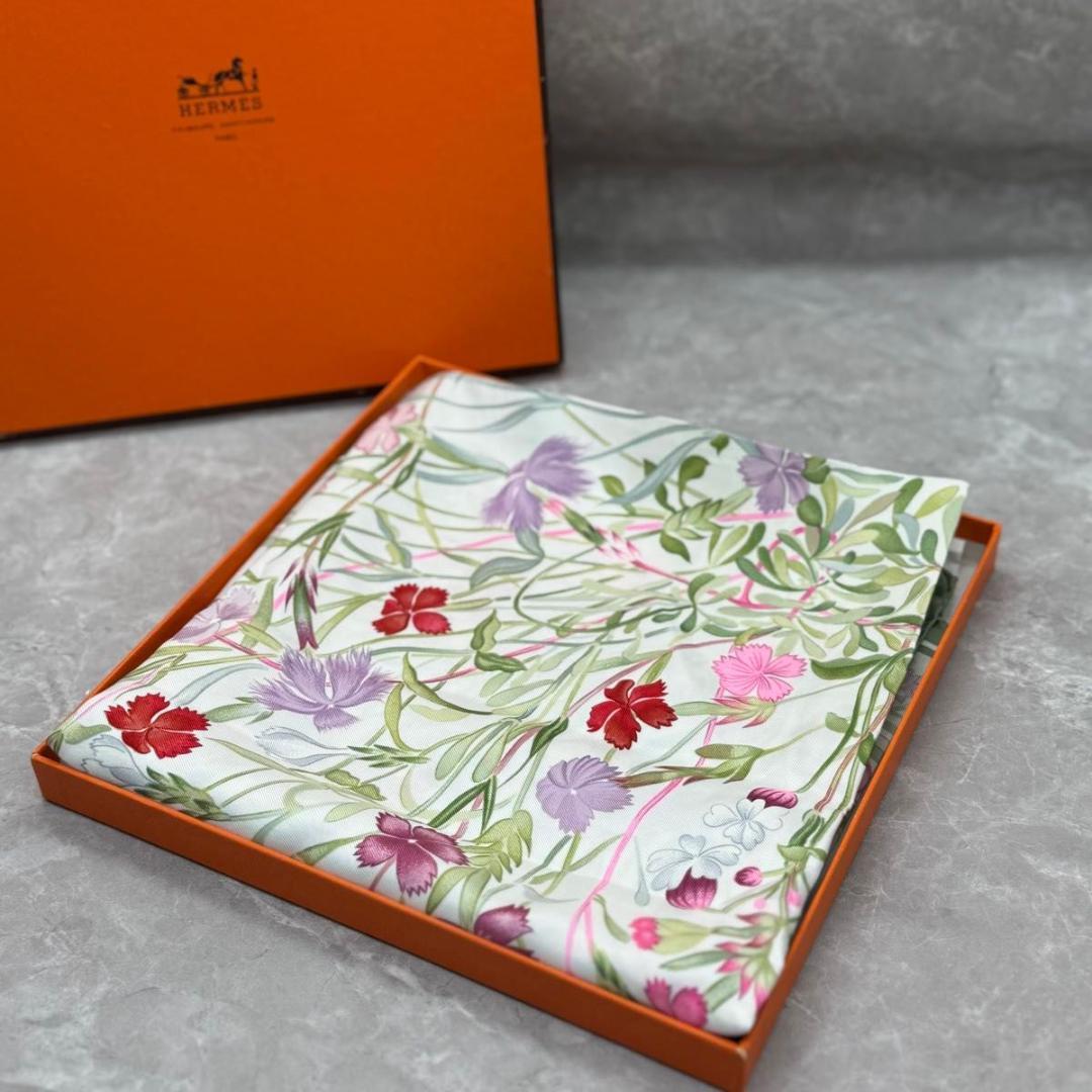 エルメス HERMES カレ90 シルク100　花柄