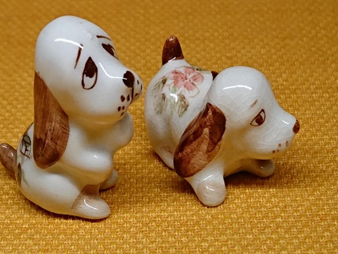 【美品】イヌ　犬　陶器　置物　インテリア　工芸品　美術品　A2636