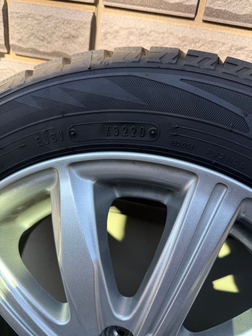 スタッドレスタイヤ 155/65/r14 2020年製 ダンロップ