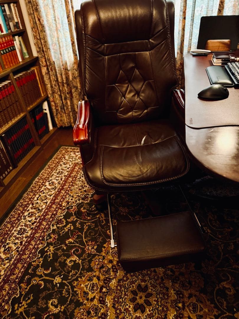 4/4までの短期出品❗️エグゼクティブチェア　革製