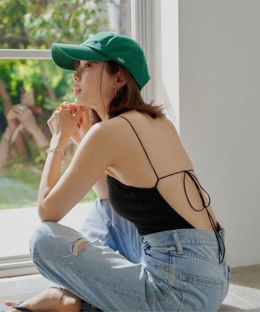 シードレス　バックオープン　水着　ブラック　新品