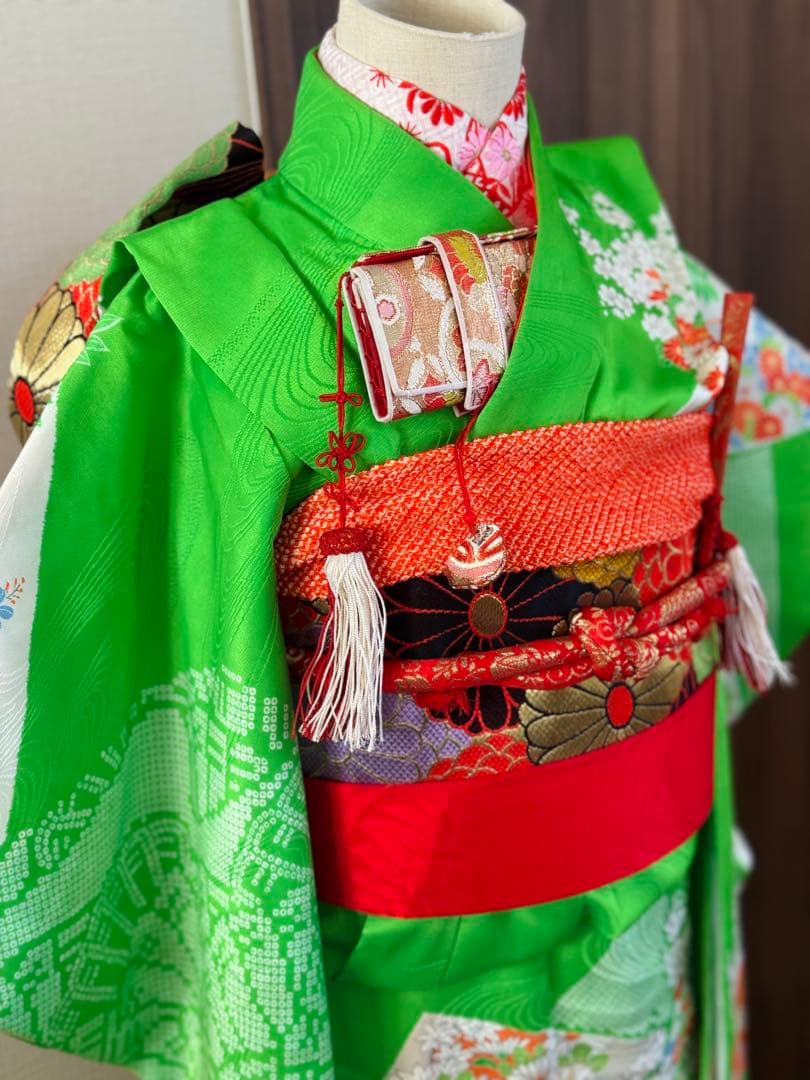 七五三に★レトロな黄緑色に御所車　疋田模様　七歳着物フルセット