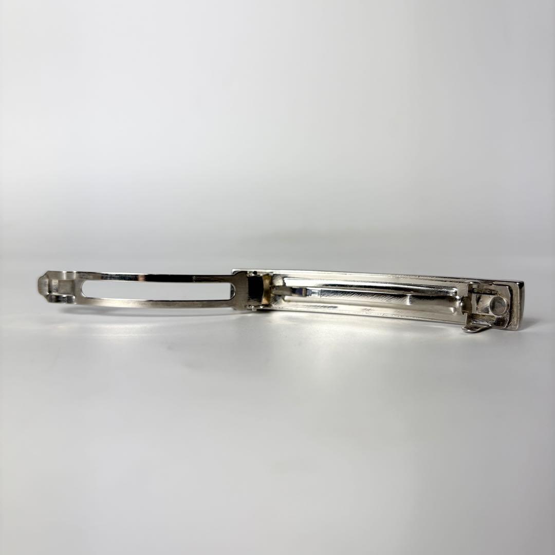 フェラガモ　バレッタ　シルバー　ヘアアクセサリー　髪留め