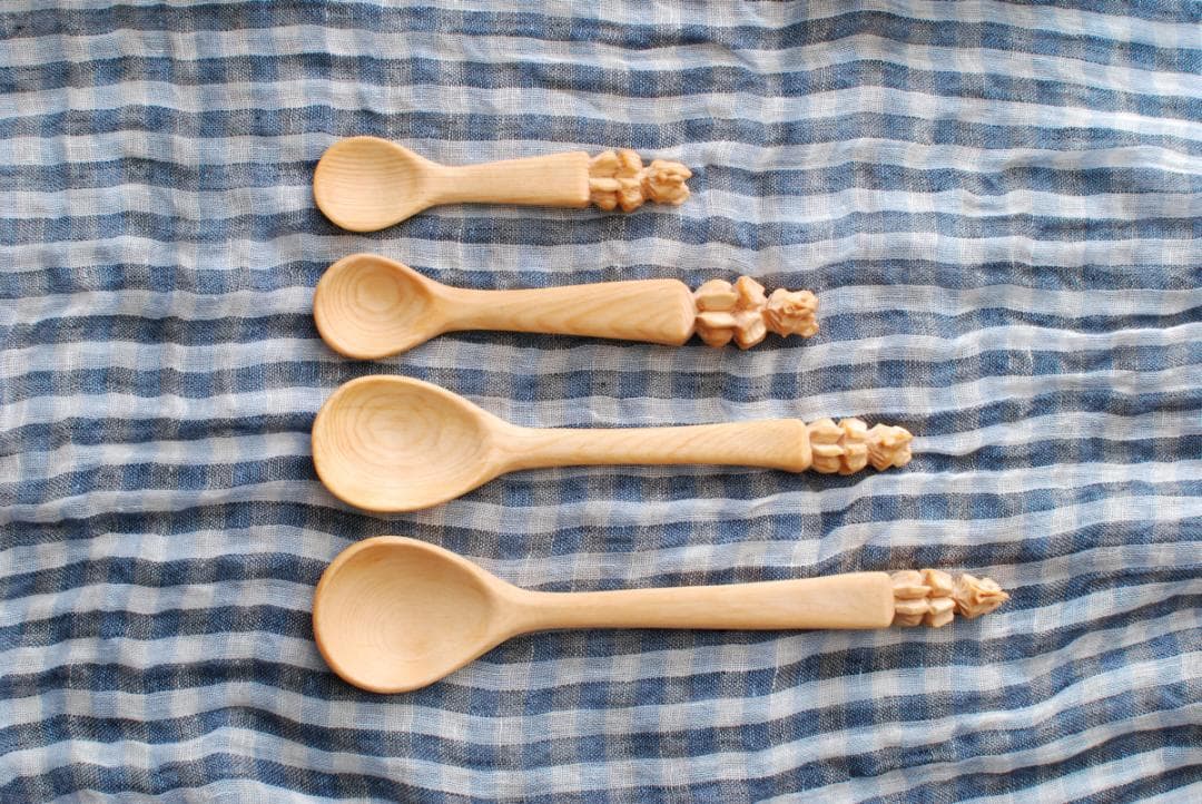 SK1 新品未使用　シベリア杉スプーン アナスタシア 熊　シベリア五葉松　木製