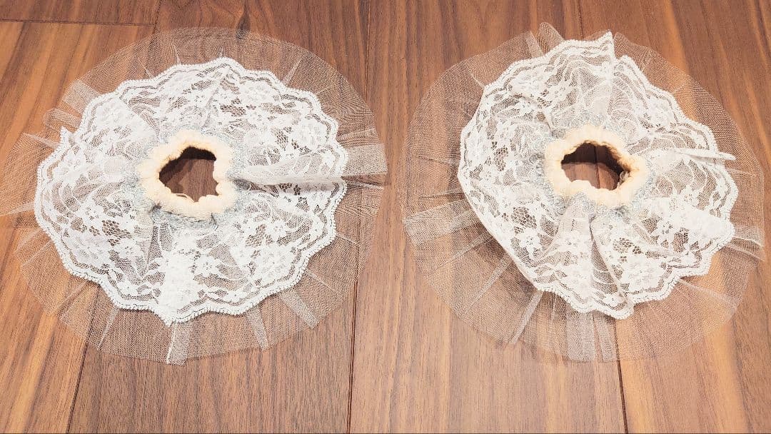 【チャコット・バレエ衣裳・袖飾り付き・美品】 Ｍサイズ レンタル回数１回