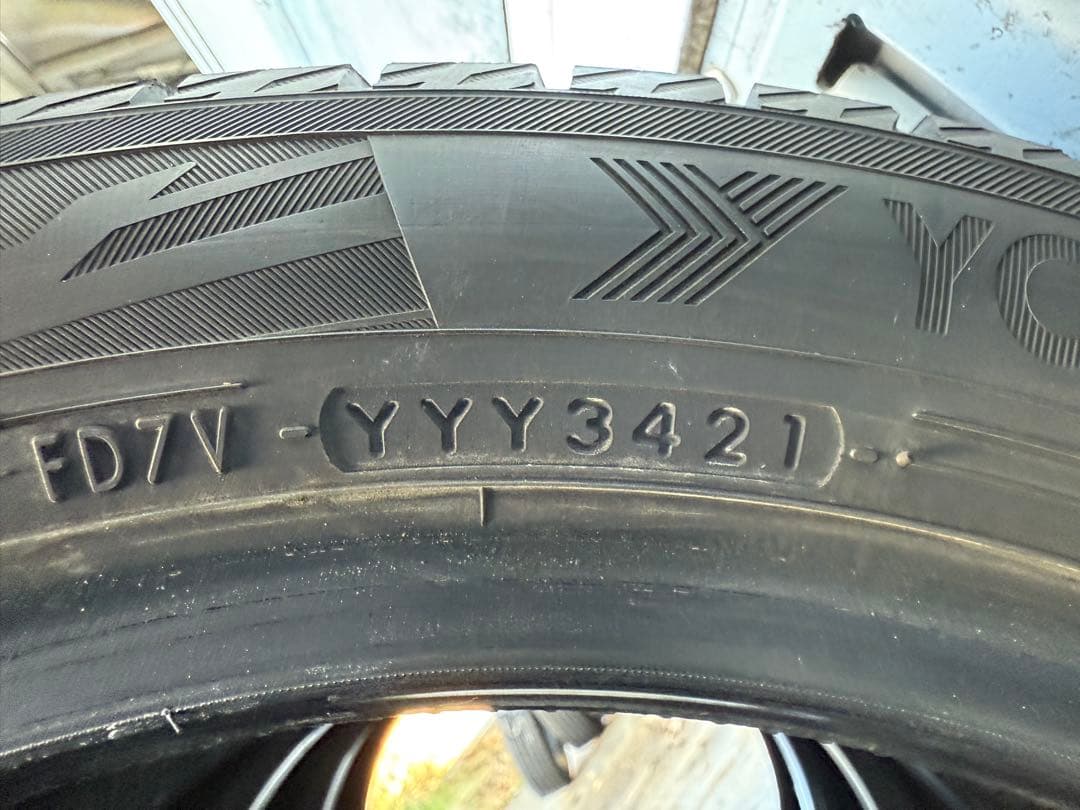 ヤマダ太郎ヨコハマスタッドレス185／55R16 83Q深溝