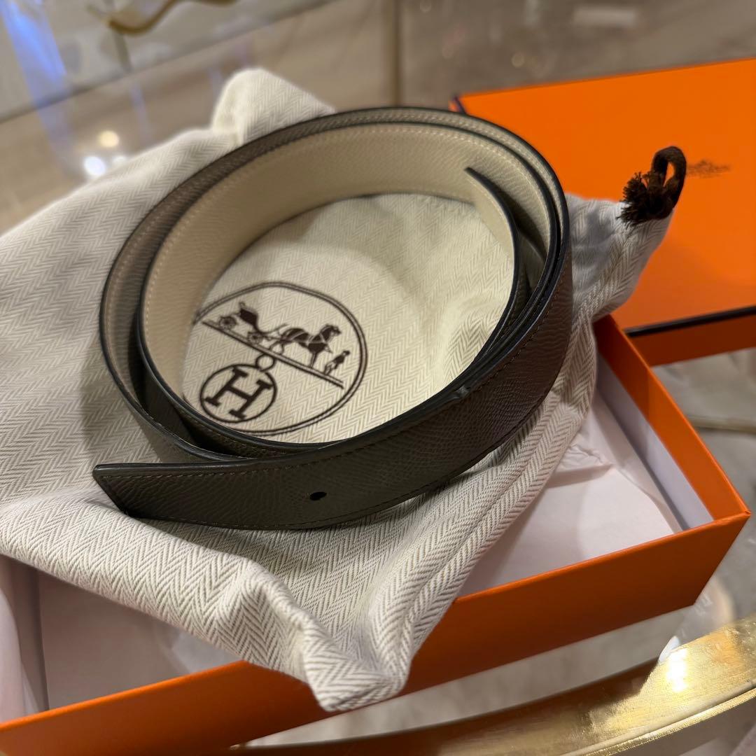 エルメス リバーシブルレザーベルト 90