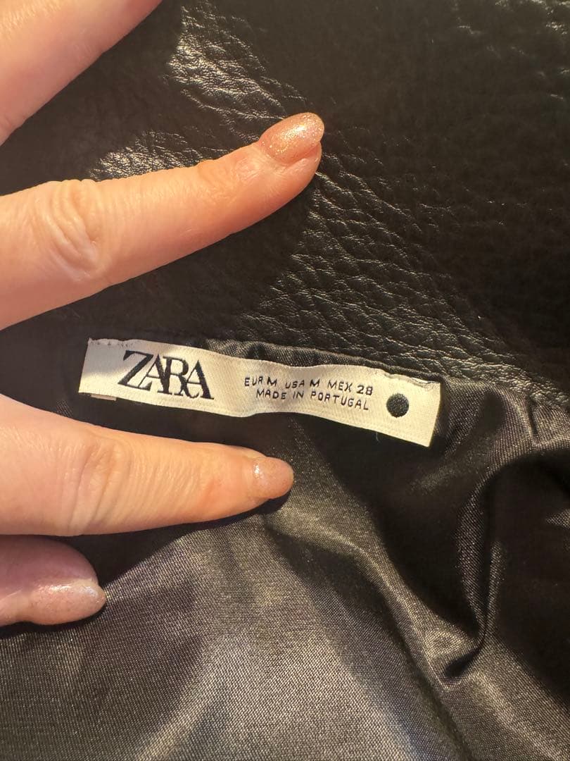 ZARA フェイクレザー　ブラック　ジャケット
