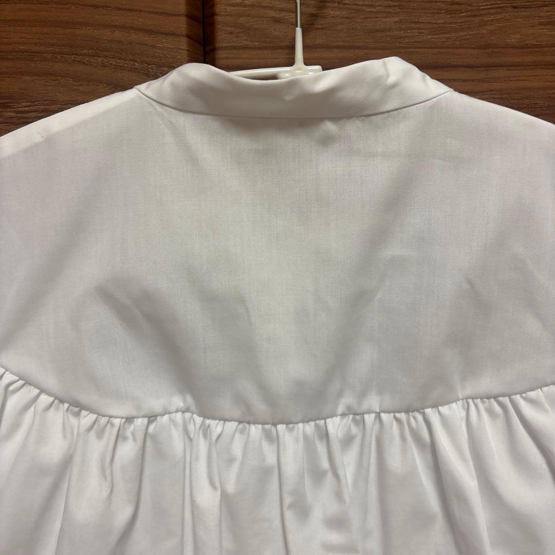 スカラップスリーブブラウス