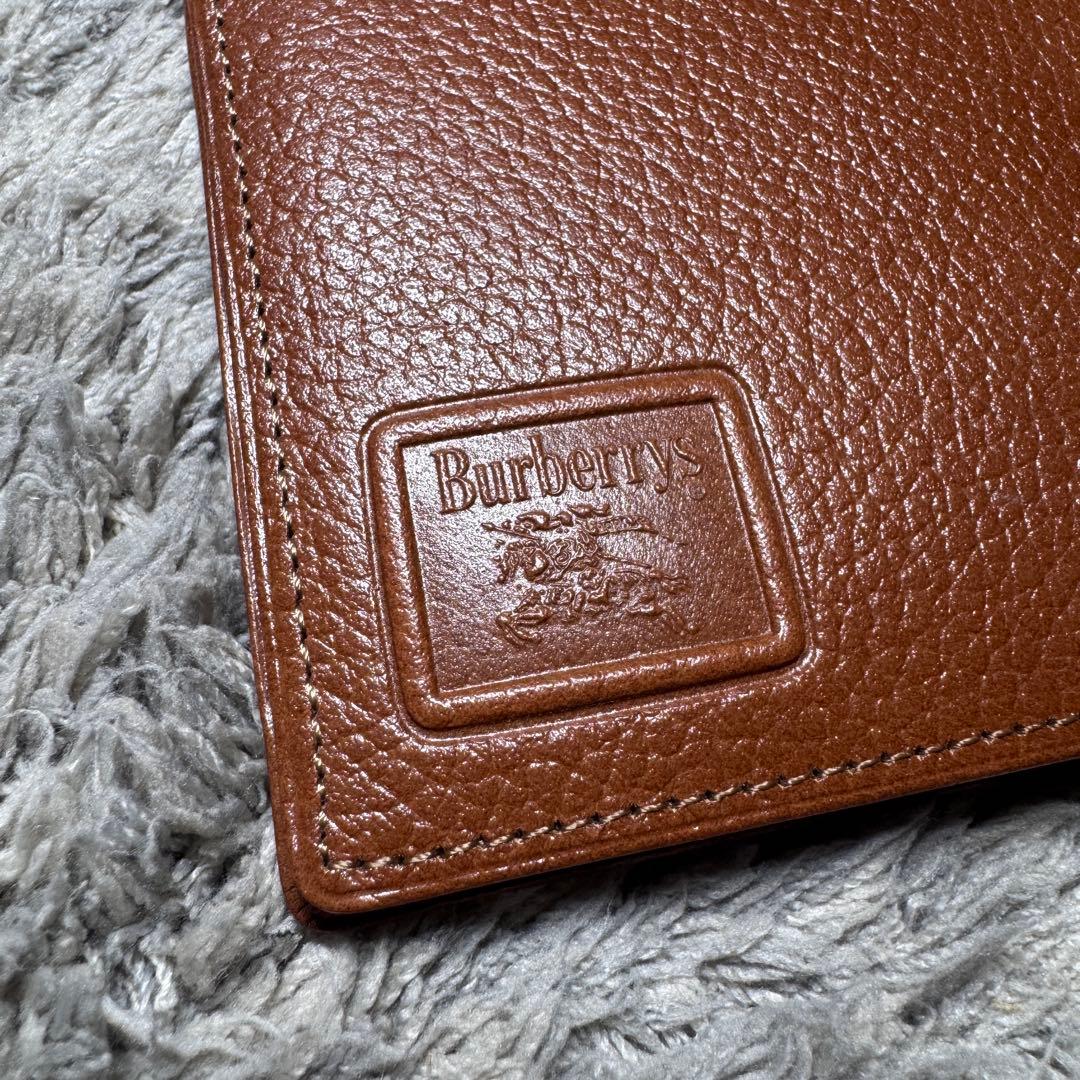 【未使用】BURBERRY バーバリー 二つ折り財布 レザー 内側ノバチェック