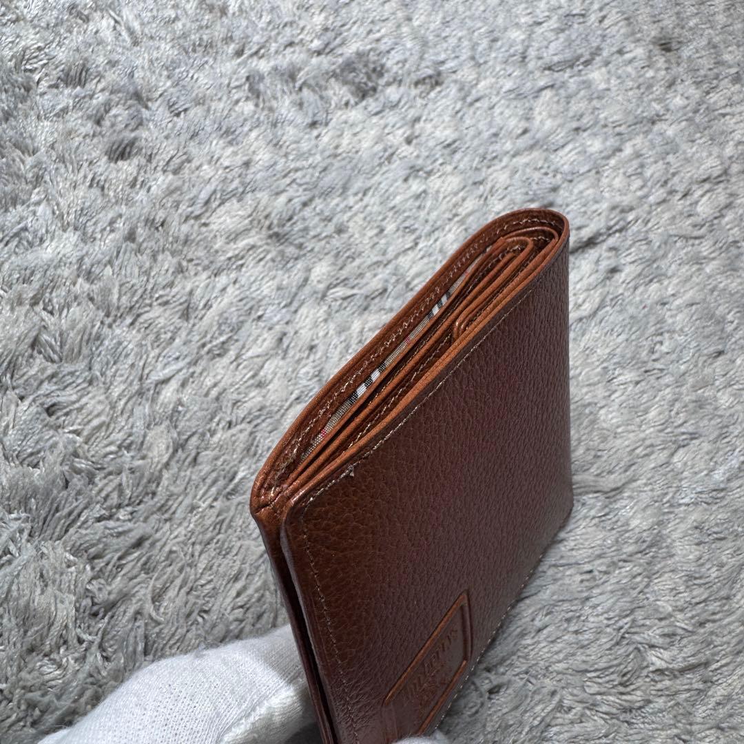 【未使用】BURBERRY バーバリー 二つ折り財布 レザー 内側ノバチェック